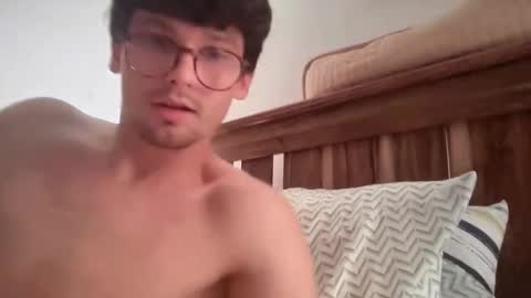 Snapshot of johnny__wood chatting on October 2025 06:03:02 AM Johnny online show from October 2025 06:03:02 AM