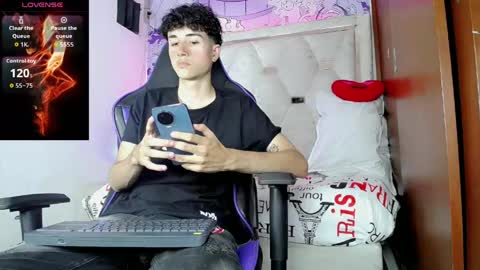 johnny_cagee online show from March 2026 03:42:02 AM