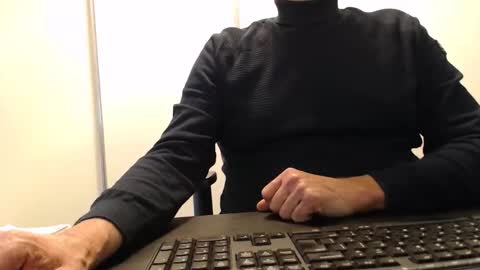 Snapshot of johnny_walker14 chatting on December 2025 03:29:02 PM johnny_walker14 online show from December 2025 03:29:02 PM