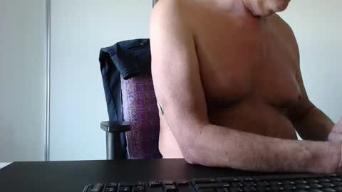 Snapshot of johnny_walker14 chatting on April 2026 11:03:02 AM johnny_walker14 online show from April 2026 11:03:02 AM