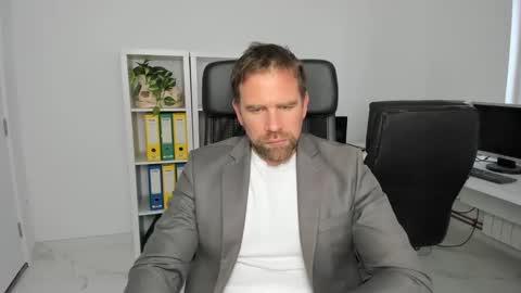 johnnydough82 online show from December 2024 08:59:01 AM