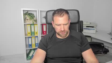 johnnydough82 online show from January 2025 05:31:01 AM