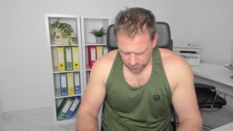 johnnydough82 online show from January 2025 07:49:01 AM