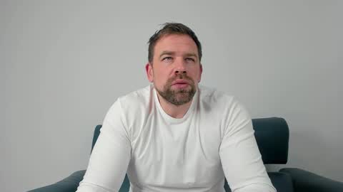 johnnydough82 online show from March 2025 04:50:02 AM