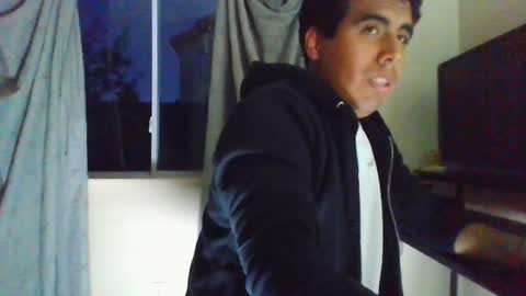 Snapshot of johnnyleos chatting on June 2026 11:40:02 AM johnnyleos online show from June 2026 11:40:02 AM