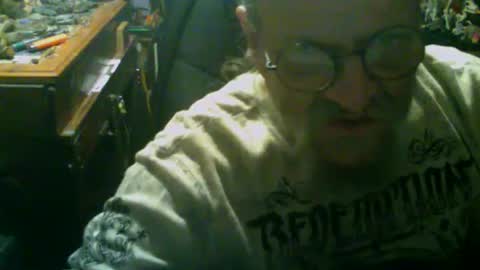 Snapshot of johnnyshung1 chatting on November 2025 11:44:01 AM johnnyshung1 online show from November 2025 11:44:01 AM