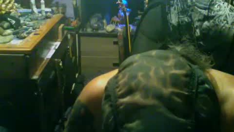 Snapshot of johnnyshung1 chatting on November 2025 02:32:01 AM johnnyshung1 online show from November 2025 02:32:01 AM