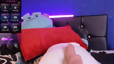 Snapshot of johnson_chris chatting on October 2025 01:16:02 AM Chris online show from October 2025 01:16:02 AM