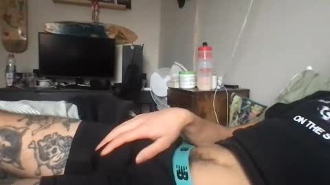 Snapshot of johntizzz chatting on December 2025 02:00:02 PM johntizzz online show from December 2025 02:00:02 PM