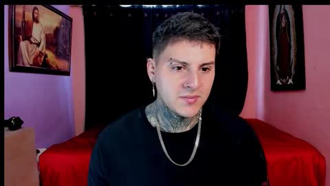 Johny online show from November 2025 05:52:01 PM