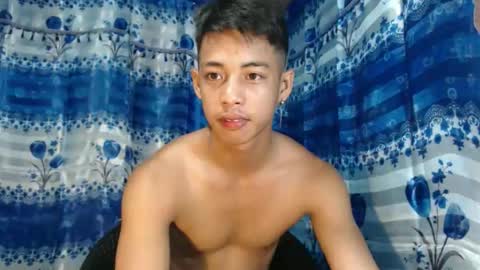 Snapshot of johnydestroyer chatting on November 2025 11:04:02 PM johnydestroyer online show from November 2025 11:04:02 PM