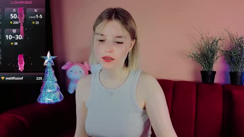 Paula online show from December 2024 10:23:01 PM