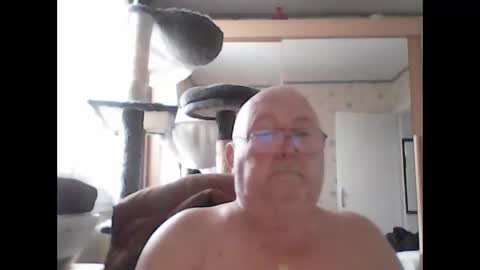 jojo60000529566 online show from October 2025 07:52:02 AM