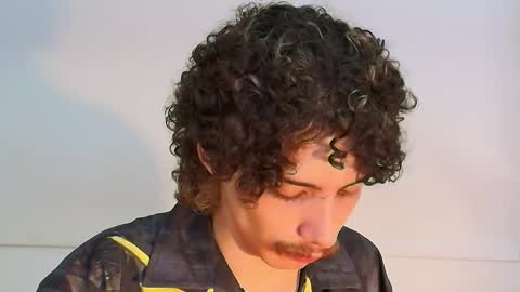 jojobraando online show from April 2026 10:25:02 PM