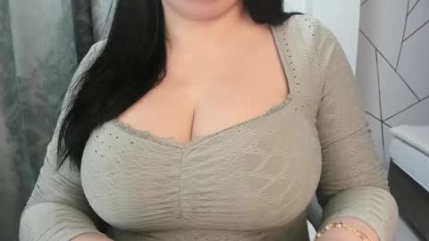 Jolene online show from January 2025 10:41:02 AM