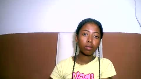 joliekah27 online show from February 2025 12:17:01 AM