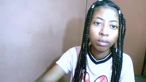 joliekah27 online show from February 2025 04:41:02 AM