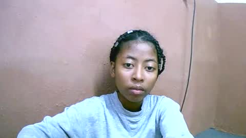 joliekah27 online show from March 2025 03:53:02 AM