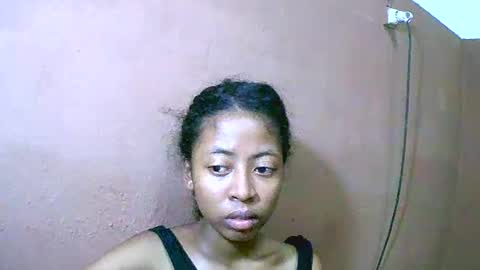 joliekah27 online show from March 2025 11:54:01 PM