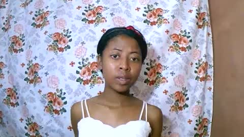 joliekah27 online show from March 2025 12:09:02 PM