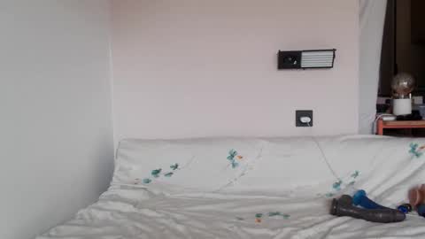 Snapshot of jolieroseeparis chatting on October 2025 01:41:01 PM Rose online show from October 2025 01:41:01 PM