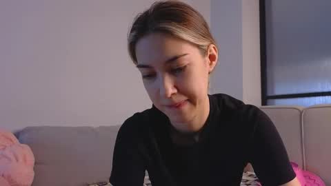 Snapshot of jolyndeb chatting on October 2025 11:08:02 AM Viola online show from October 2025 11:08:02 AM