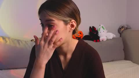 Snapshot of jolyndeb chatting on October 2025 11:13:02 AM Viola online show from October 2025 11:13:02 AM