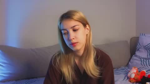 Snapshot of jolyndeb chatting on November 2025 11:13:02 AM Viola online show from November 2025 11:13:02 AM