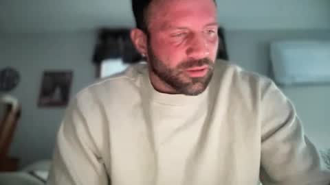 Snapshot of jonariesxxx chatting on February 2026 09:42:01 PM Jon Aries online show from February 2026 09:42:01 PM