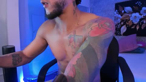 Snapshot of jonas_conor chatting on September 2025 09:42:01 PM Jonas online show from September 2025 09:42:01 PM