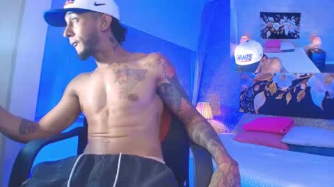 Snapshot of jonas_conor chatting on October 2025 07:44:01 PM Jonas online show from October 2025 07:44:01 PM