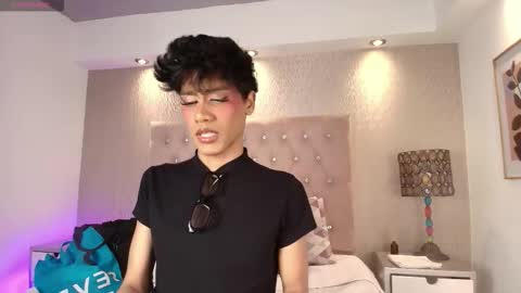 Jonas  online show from March 2026 05:02:02 AM