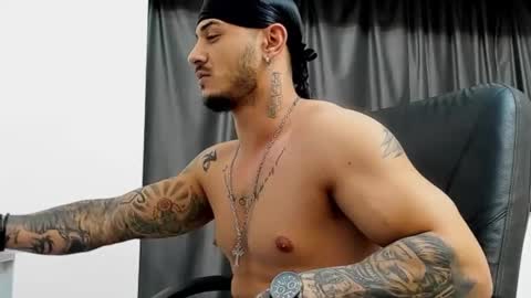 Snapshot of jonnyporn1 chatting on January 2025 03:23:02 PM jonnyporn1 online show from January 2025 03:23:02 PM