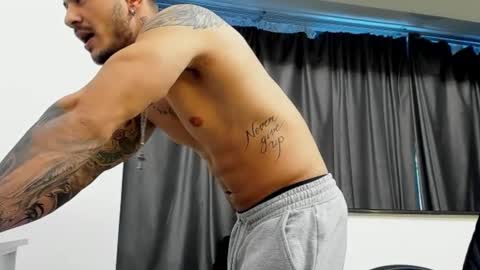 Snapshot of jonnyporn1 chatting on January 2025 01:41:02 PM jonnyporn1 online show from January 2025 01:41:02 PM