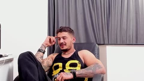 Snapshot of jonnyporn1 chatting on January 2025 09:15:01 PM jonnyporn1 online show from January 2025 09:15:01 PM