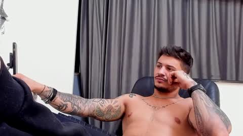 Snapshot of jonnyporn1 chatting on January 2025 04:52:02 AM jonnyporn1 online show from January 2025 04:52:02 AM