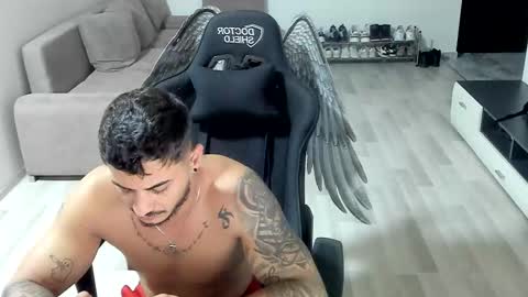 Snapshot of jonnyporn1 chatting on September 2025 11:06:02 PM jonnyporn1 online show from September 2025 11:06:02 PM