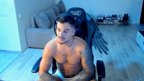 Snapshot of jonnyporn1 chatting on October 2025 01:58:02 AM jonnyporn1 online show from October 2025 01:58:02 AM