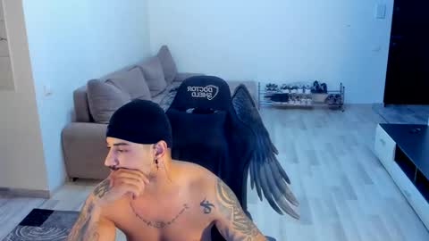 Snapshot of jonnyporn1 chatting on October 2025 04:46:01 AM jonnyporn1 online show from October 2025 04:46:01 AM