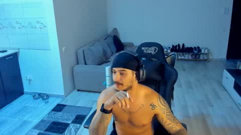 jonnyporn1 online show from November 2025 07:38:01 PM