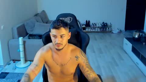 Snapshot of jonnyporn1 chatting on November 2025 09:16:02 PM jonnyporn1 online show from November 2025 09:16:02 PM