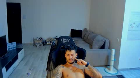 Snapshot of jonnyporn1 chatting on November 2025 09:42:01 AM jonnyporn1 online show from November 2025 09:42:01 AM