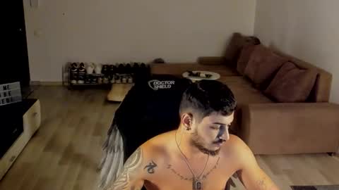 Snapshot of jonnyporn1 chatting on December 2025 09:09:01 PM jonnyporn1 online show from December 2025 09:09:01 PM