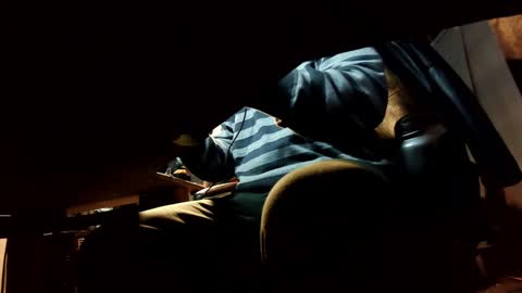 Snapshot of jontn_swift chatting on January 2025 06:13:01 AM Jonathon Swift online show from January 2025 06:13:01 AM