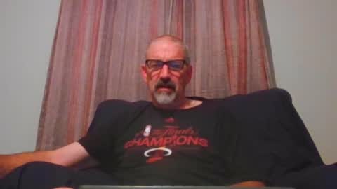 Snapshot of jony_five chatting on September 2025 10:42:02 PM Jon online show from September 2025 10:42:02 PM