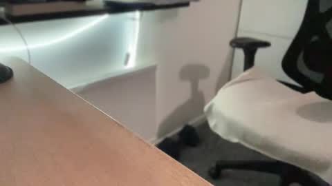 jonznow123 online show from December 2024 01:28:01 PM