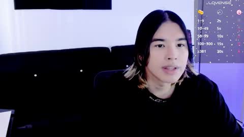 Jiho online show from November 2025 03:34:02 PM