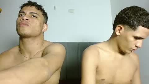 JOSE AND DANIEL online show from July 2026 04:37:02 AM