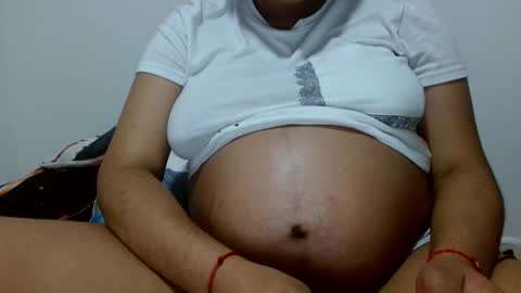 Snapshot of jose_ruiz1 chatting on February 2025 01:46:02 AM jose y carolina online show from February 2025 01:46:02 AM