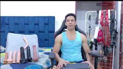 Snapshot of jose_rumbero91 chatting on April 2026 02:51:02 AM jose_rumbero91 online show from April 2026 02:51:02 AM